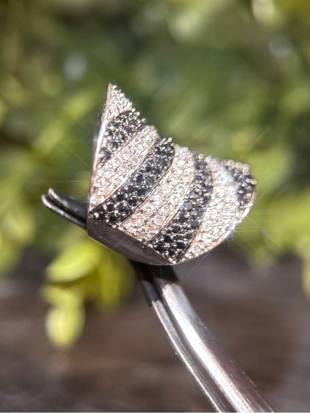 Silver 925 Black & White Spiral Pave Statement Ring - Picture 4 of 10